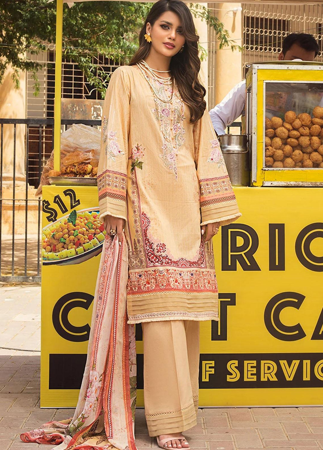 Threads & Motifs Embroidered Lawn Suits Unstitched 3 Piece THM21U 7170 - Summer Collection
