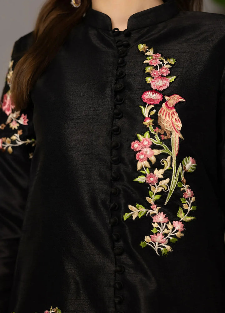 Threads And Motifz Pret Embroidered 2 Piece Suit 9001