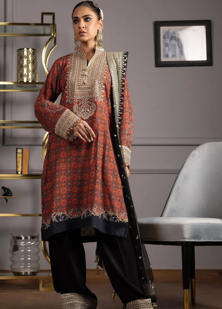 Threads And Motifz Pret Embroidered 3 Piece Suit 9061