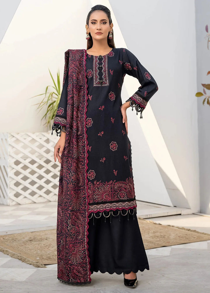 Threads And Weaves Embroidered Dhanak Suit Unstitched 3 Piece D23105 - Winter Collection