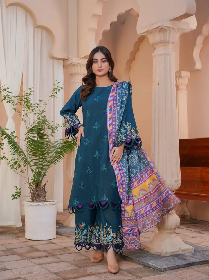 Threads And Weaves Pret Embroidered Karandi 3 Piece Suit D-05