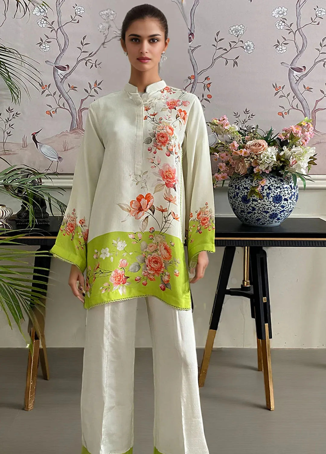 Threads & Motifs Pret Embroidered Viscose Silk 2 PIece Suit 9185