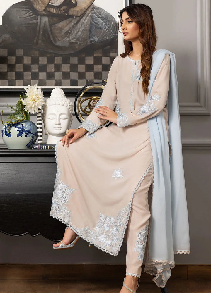 Threads & Motifs Pret Embroidered Viscose Silk 3 PIece Suit 8711