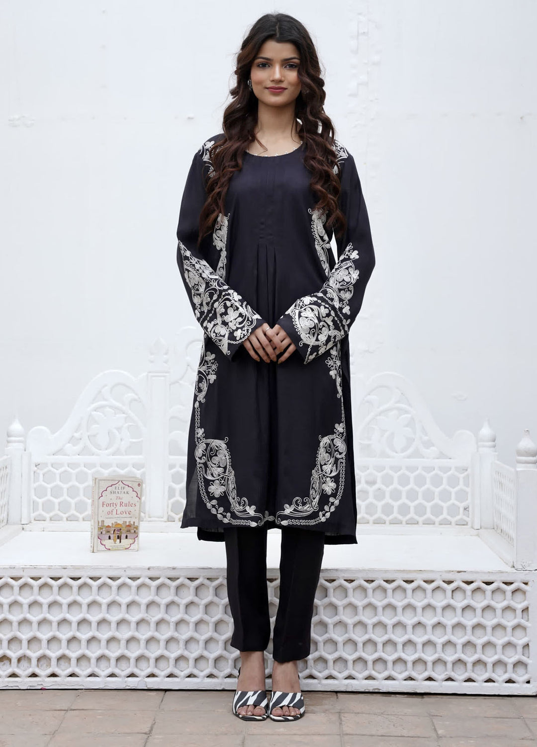 Tosheeza Saith Pret Embroidered Cotton 2 Piece Suit EDW#5