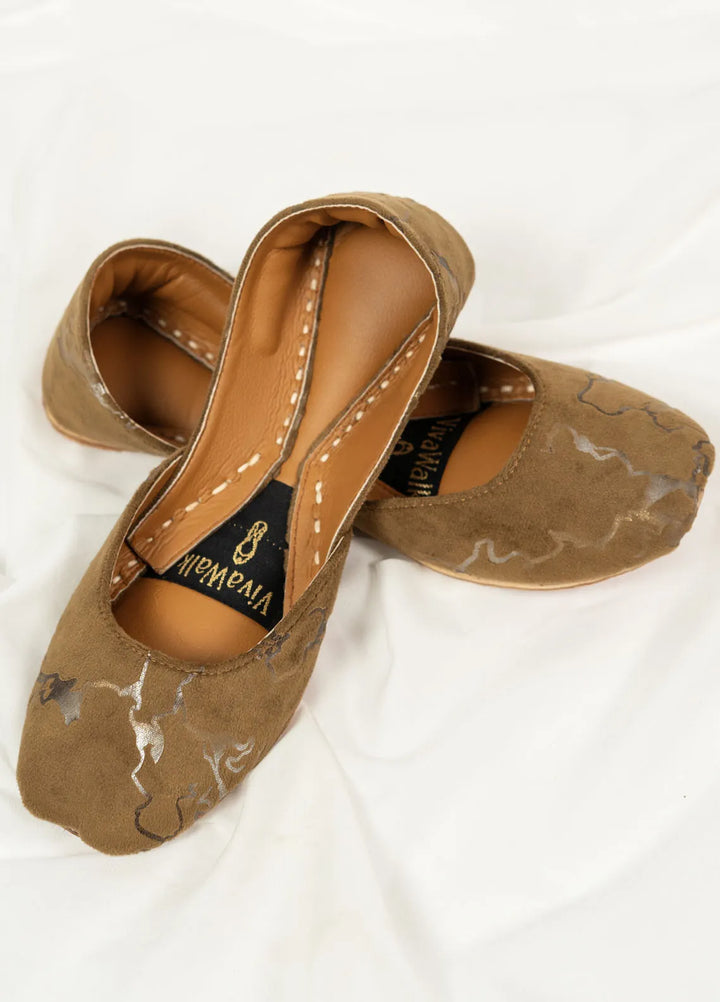 Vivawalk Festive Style Velvet Khussa Velvet Noir