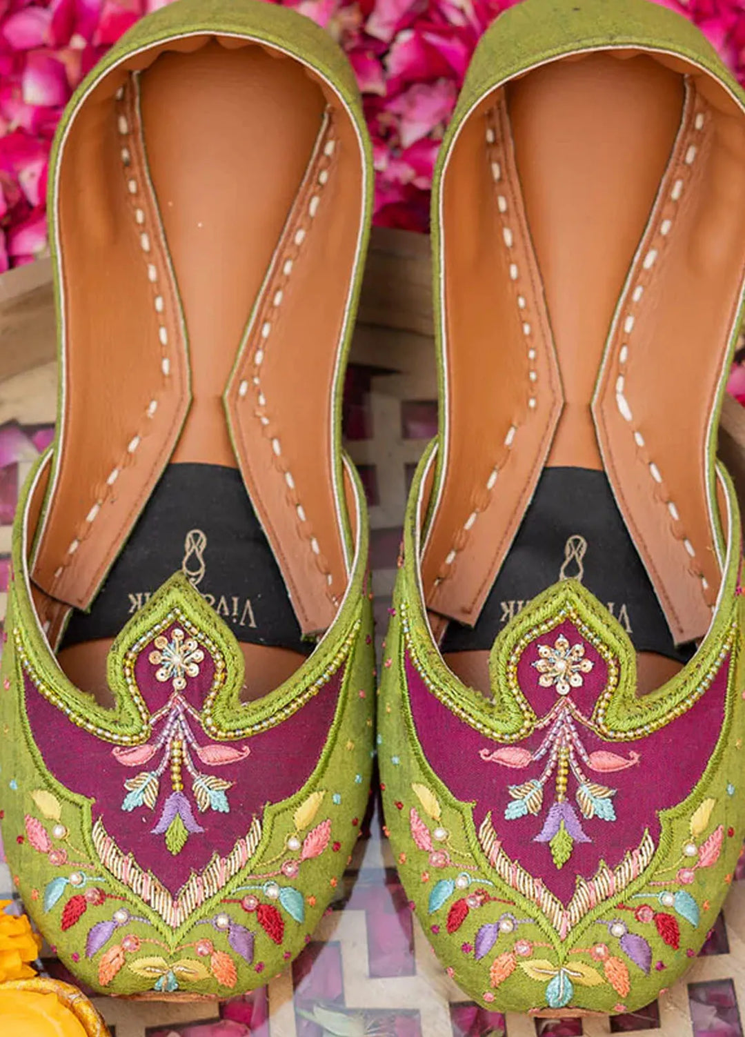 Vyah by VivaWalk Khussa Women Rang Mehal