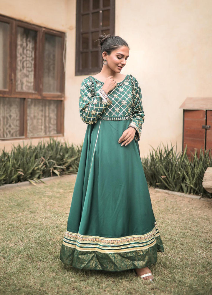 Yusra Ansari Pret  Silk 3 Piece Suit YA22LBK Yed-04 Noori