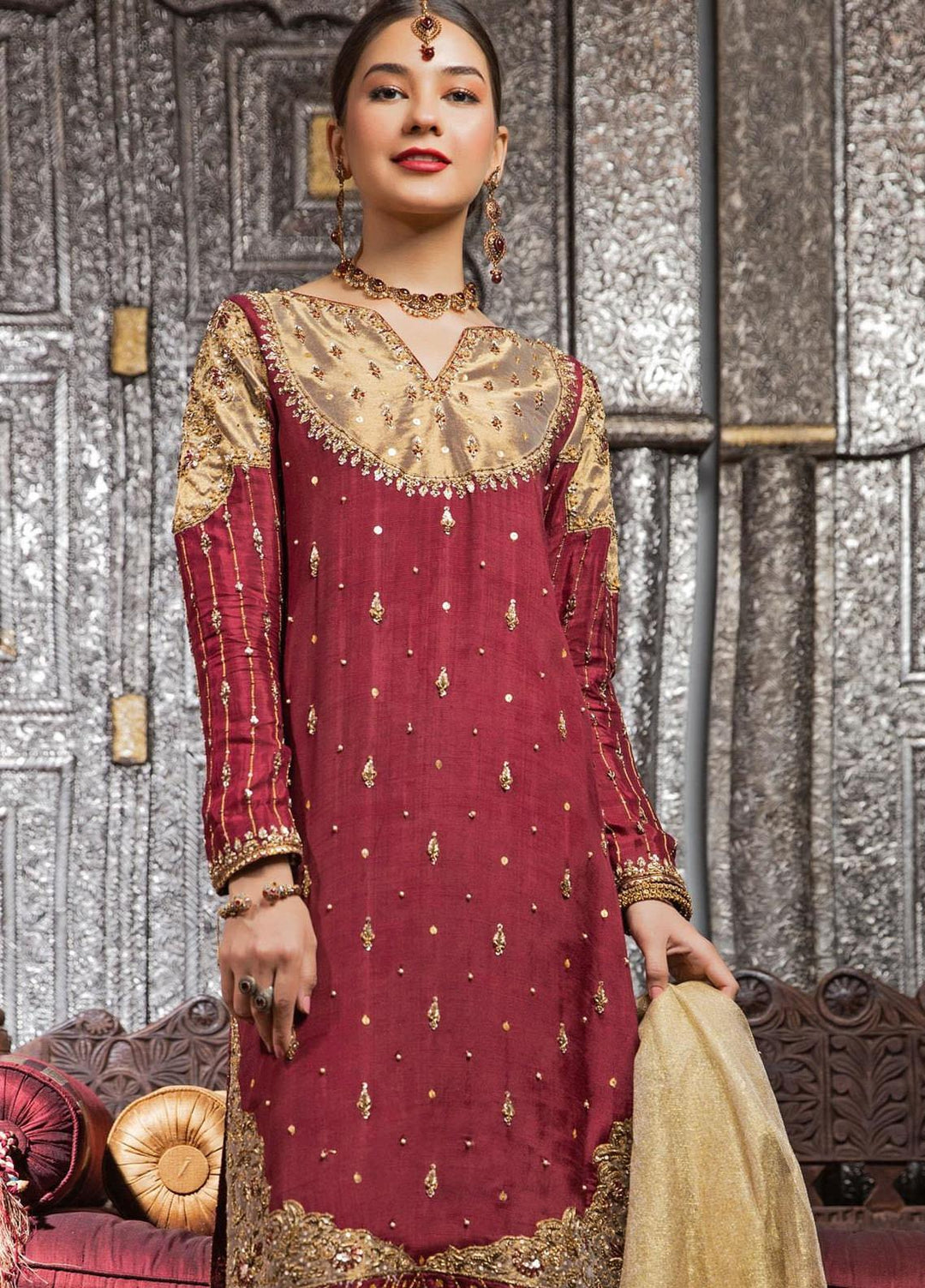 Zaaviay Embroidered Raw Silk Stitched 3 Piece Suit SAVAN