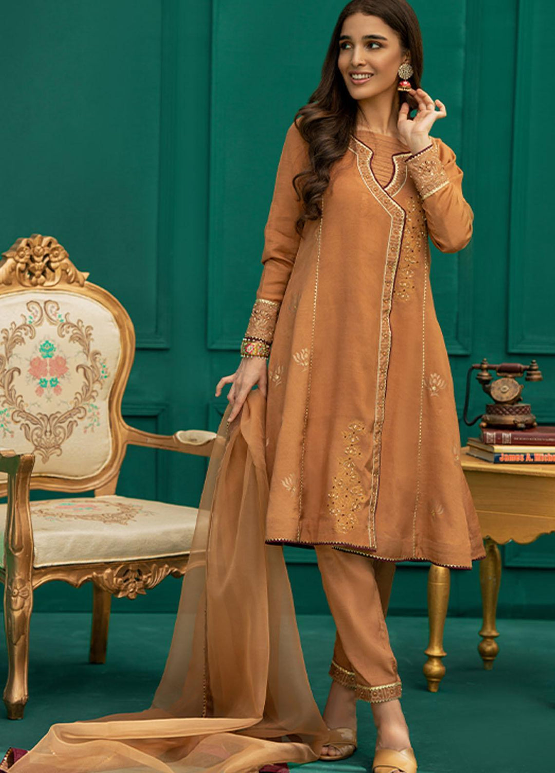 Zaaviay Festive Pret Raw Silk 3 Piece Suit ZV22PE TAMANNA