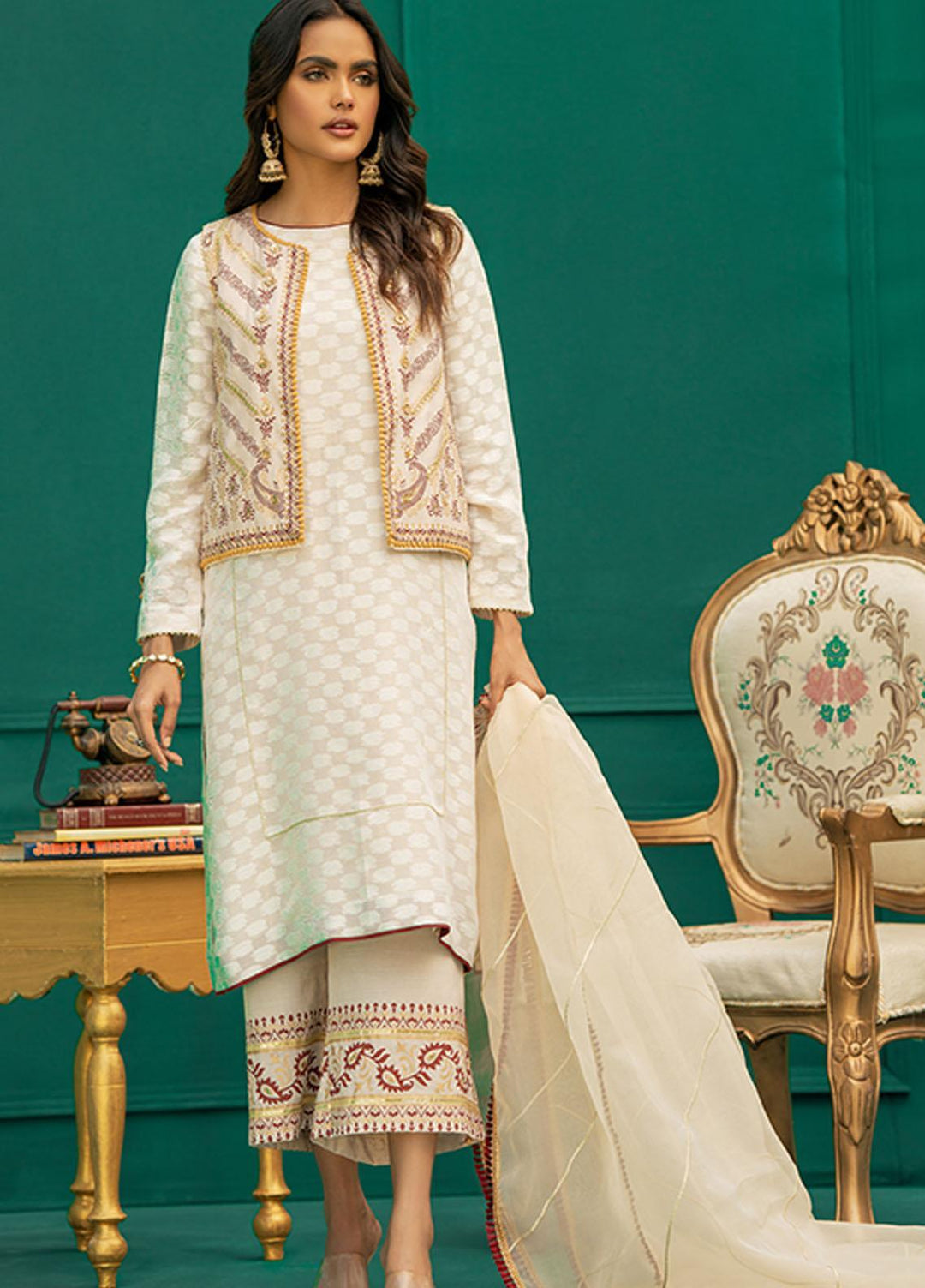 Zaaviay Festive Pret Jacquard 4 Piece ZV22PE RAAVI