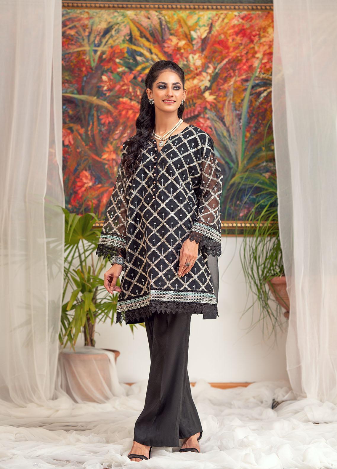 Zaaviay Embroidered Organza Stitched 3 Piece Suit HARYALI BANO main image 1