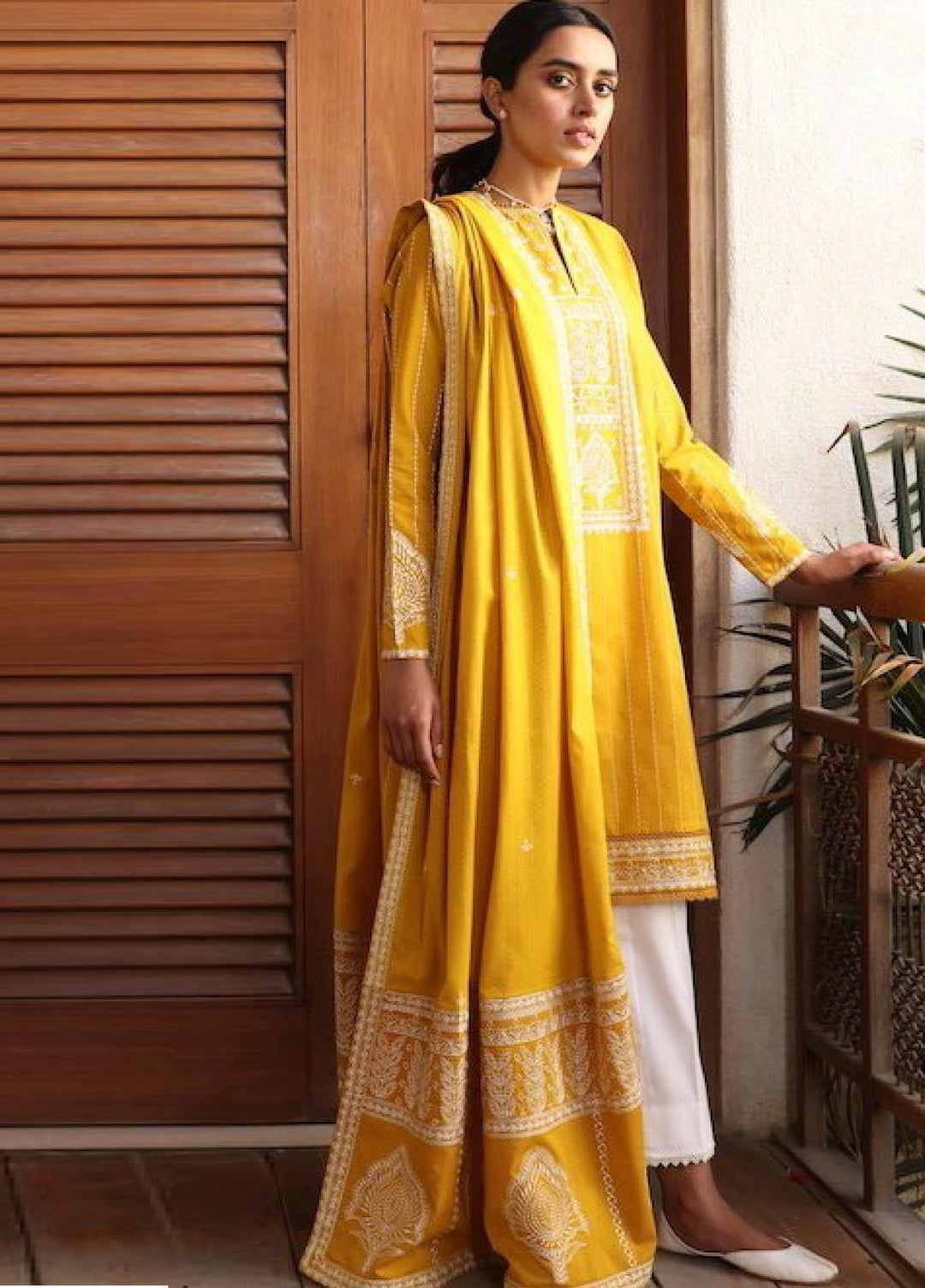 Zaha by Khadijah Shah Embroidered Lawn Suits Unstitched 3 Piece ZKS21L ZL21-08-B ZEH - Summer Collection