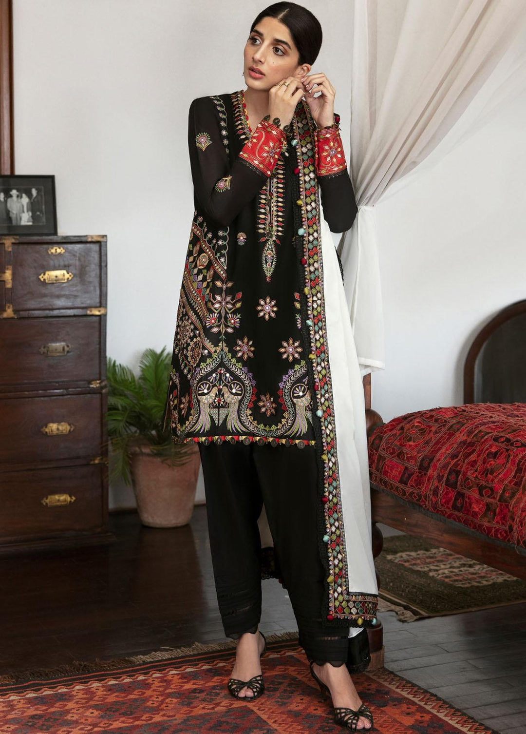 Zaha By Khadijah Shah Embroidered Lawn Suits Unstitched 3 Piece ZKS22F ZF-22-08 NAAHID - Festive Collection