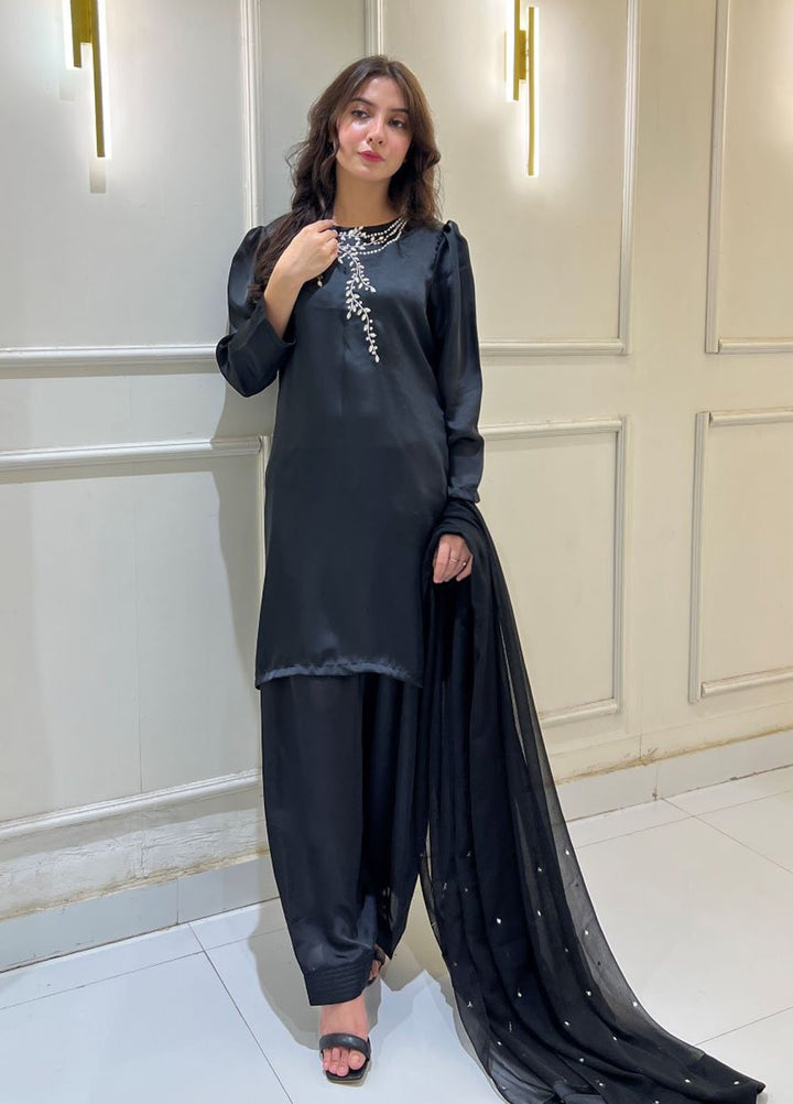 Zeb Pret Embroidered dull silk 3 Piece Suit Noor-e-Nazakat