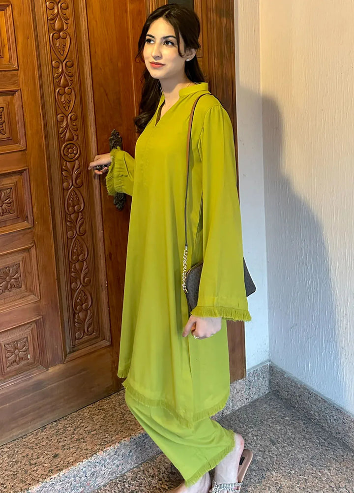 Zenyre Pret Solid Crepe 2 Piece Suit Lime Glow