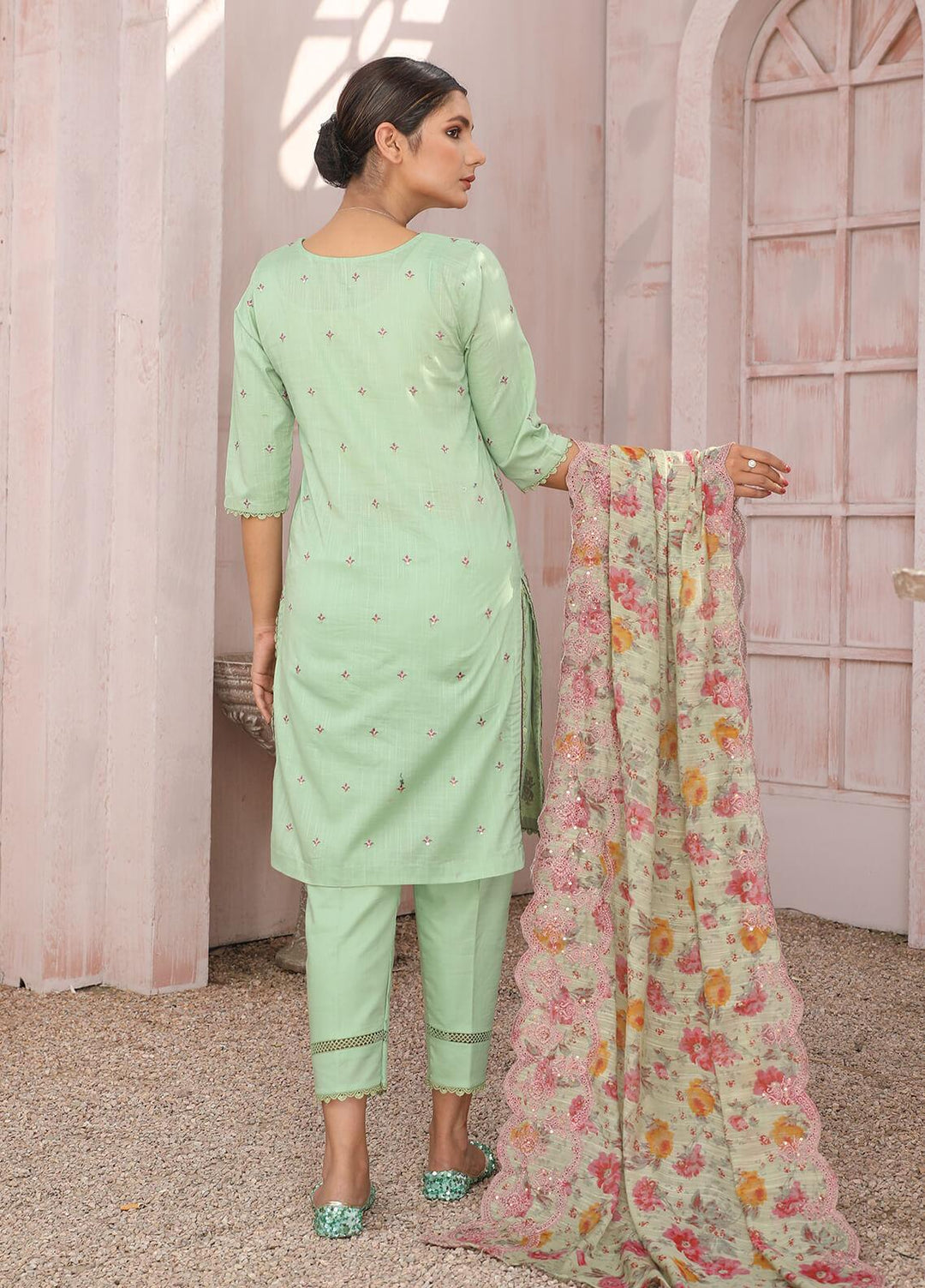 Zimal by Humdum Embroidered Lawn Suits Unstitched 3 Piece HD22Z D-04 - Summer Collection