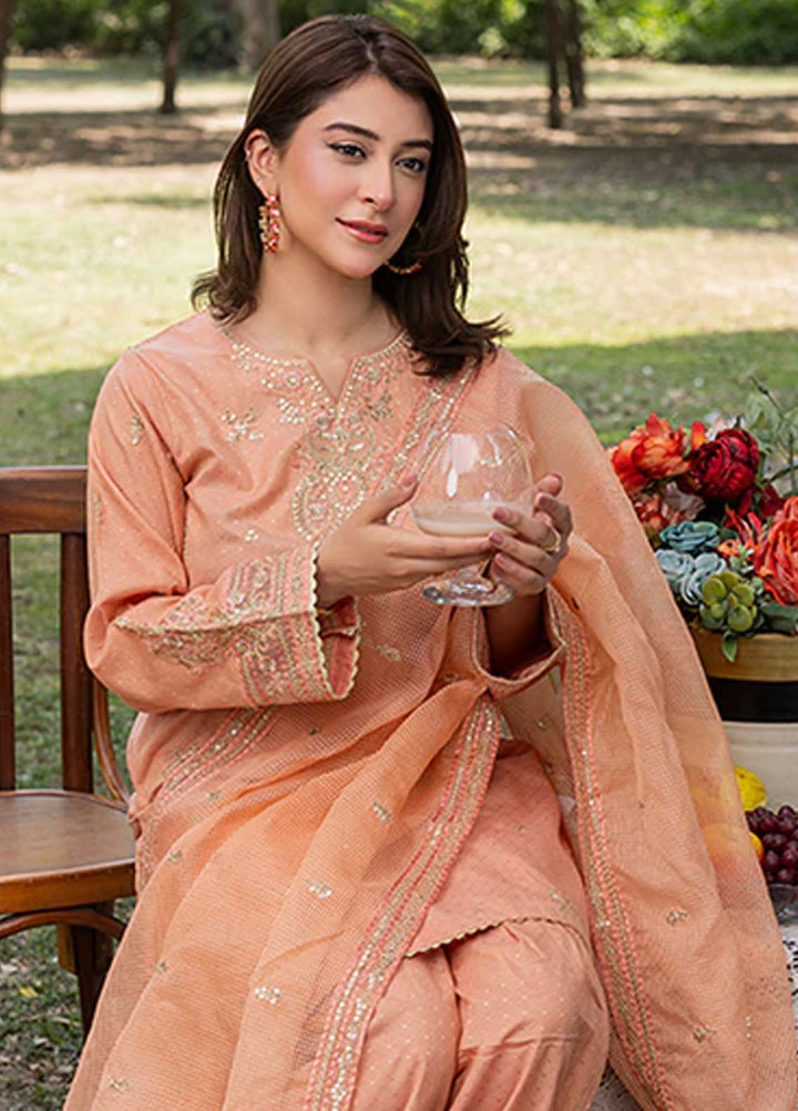 Zuri Pret Embroidered Lawn 3 Piece Suit Wania ZP-02 Peach