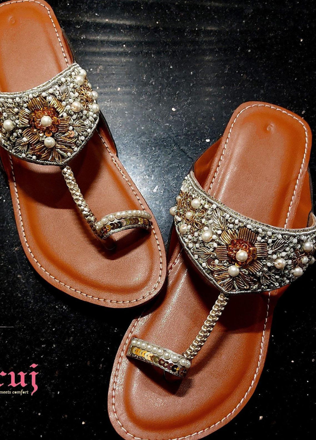 Zuruj Formal Style Kolhapuri KL-1
