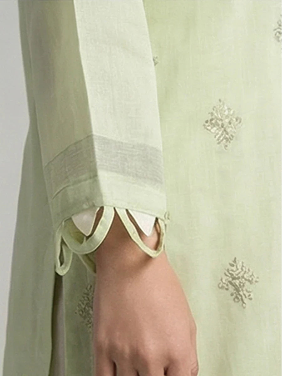 Salitex Women Embroidered Cambric 2 Piece Suit LPS24LFT006 - Summer Collection