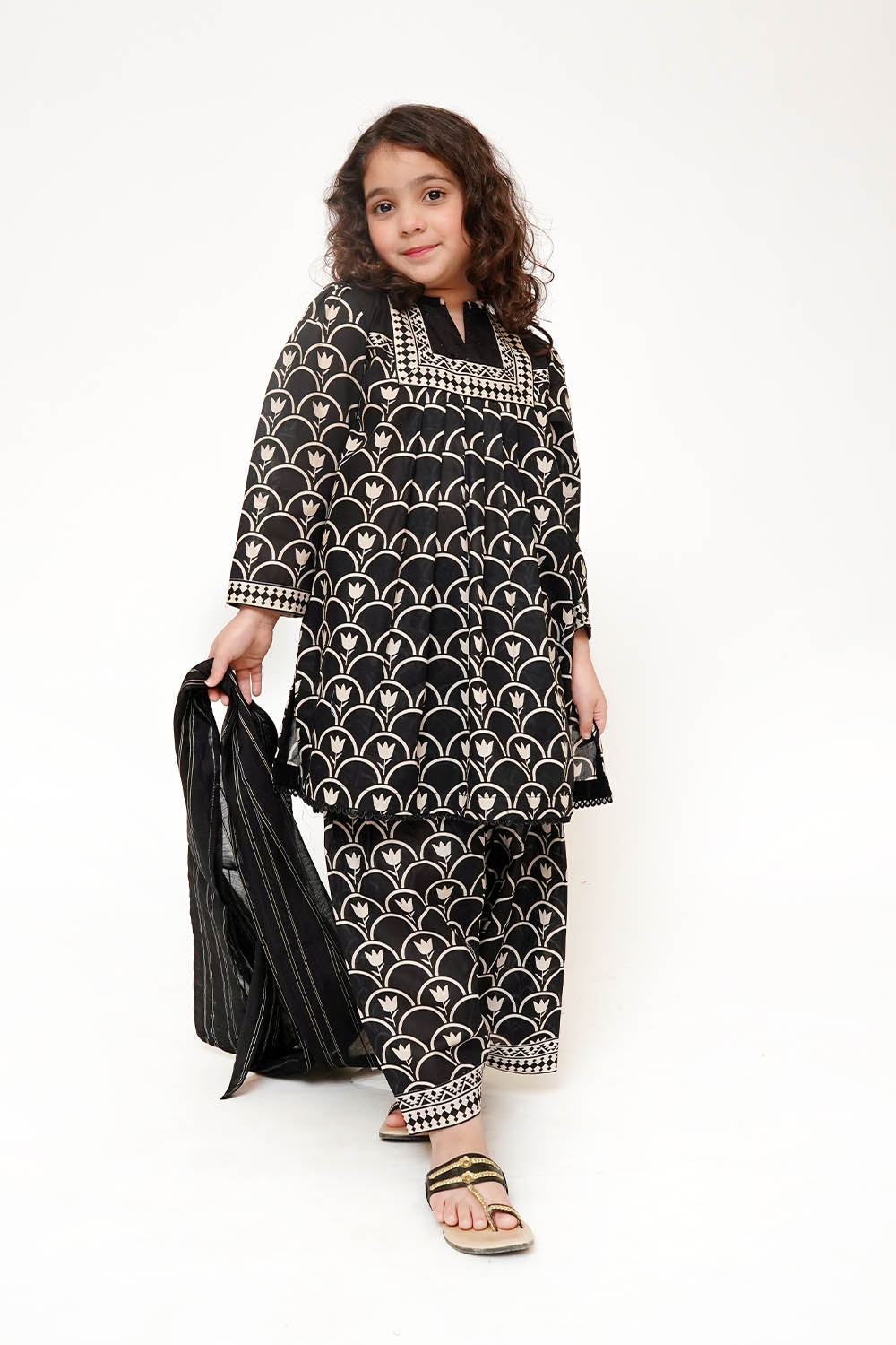 Senorita Kids RTW Printed Lawn Cotton 3 Piece Suit KAD-03497 Eid Collection