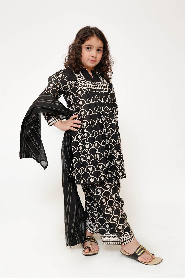Senorita Kids RTW Printed Lawn Cotton 3 Piece Suit KAD-03497 Eid Collection