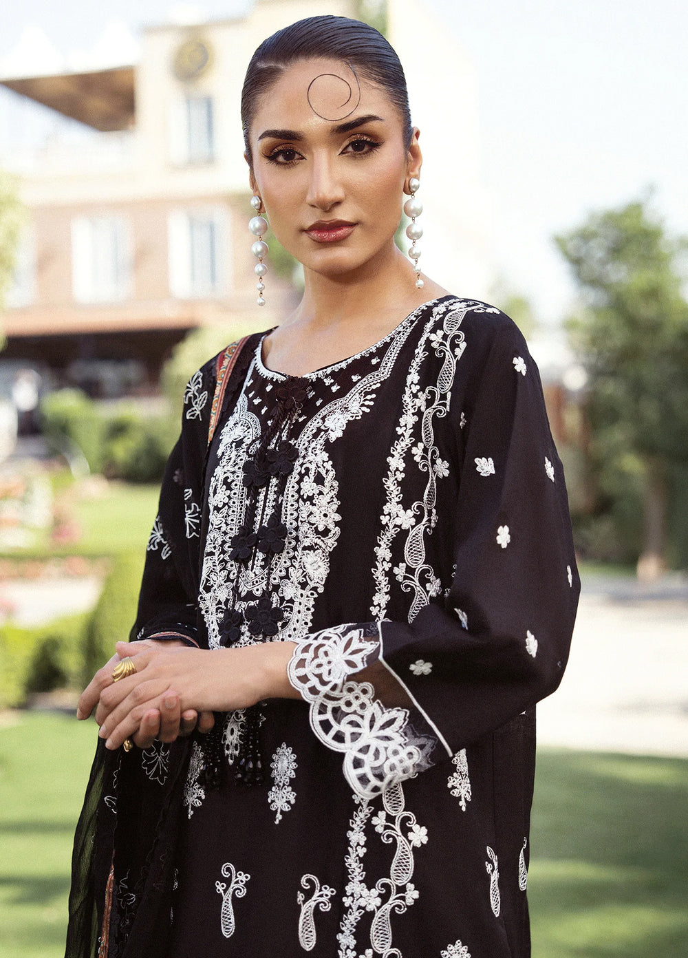 Raum by Sarb Unstitched Embroidered Lawn 3 Piece Suit RS26ULL RLL-02 - Eid Collection