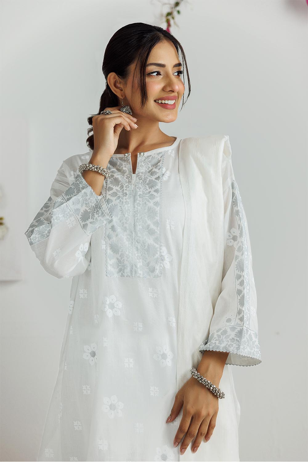 Senorita Women RTW Women White and Silver Casual 3 Piece Suit Cotton Lawn Printed LAD-03170 - Summer Collection