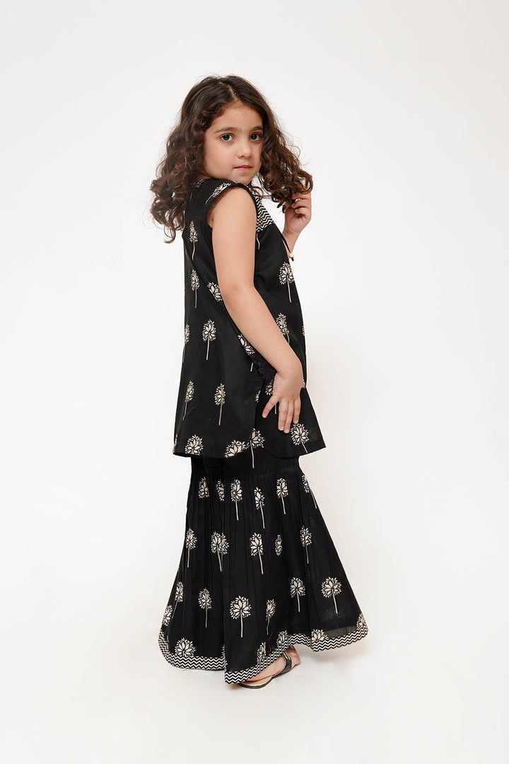 Monochrome by Senorita Girls RTW Printed Lawn Cotton 3 Piece Suit KAD-03495 Casual Collection