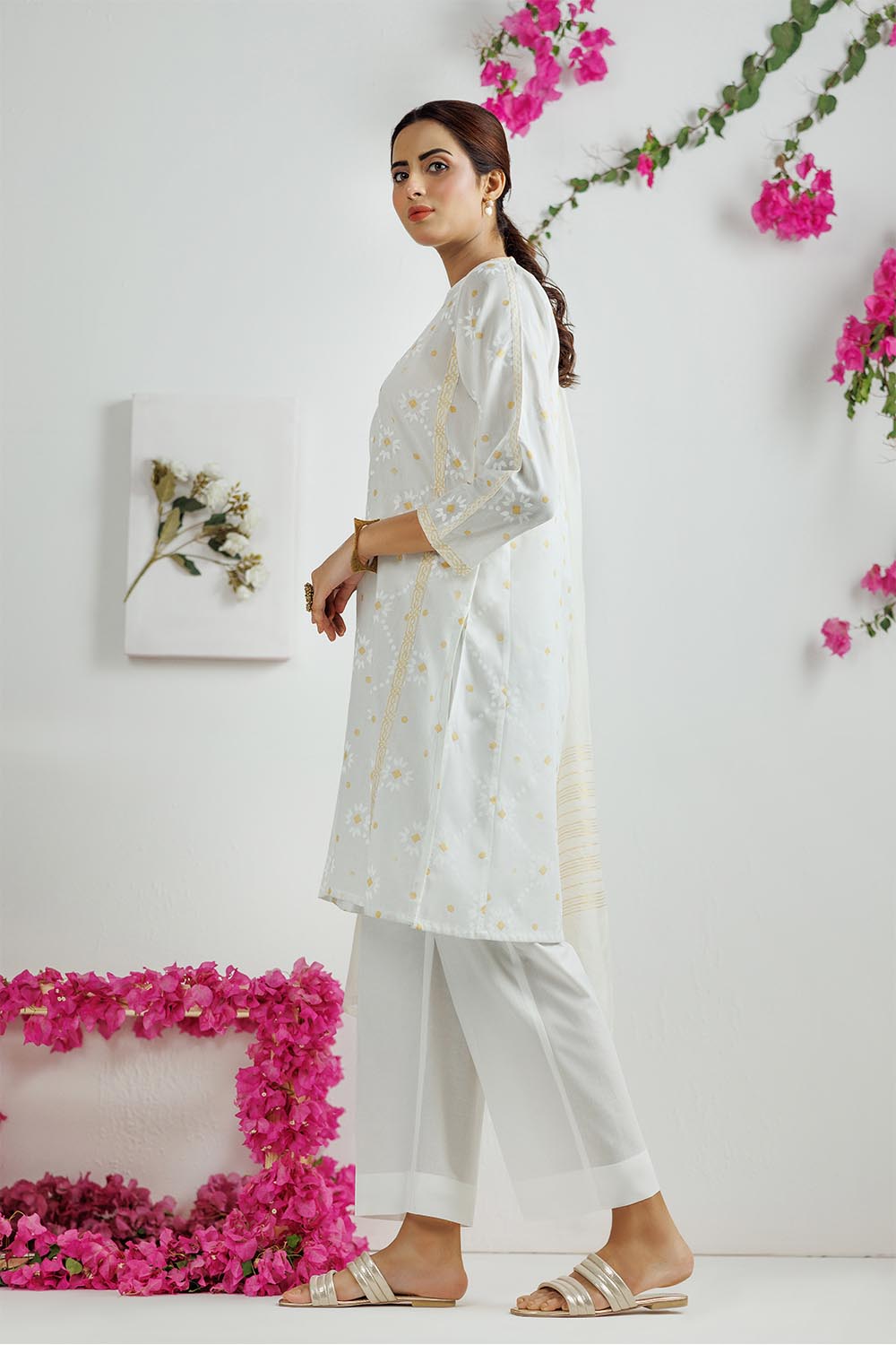 Senorita Women RTW Women White and Gold Casual 3 Piece Suit Cotton Lawn Printed LAD-03169 - Summer Collection