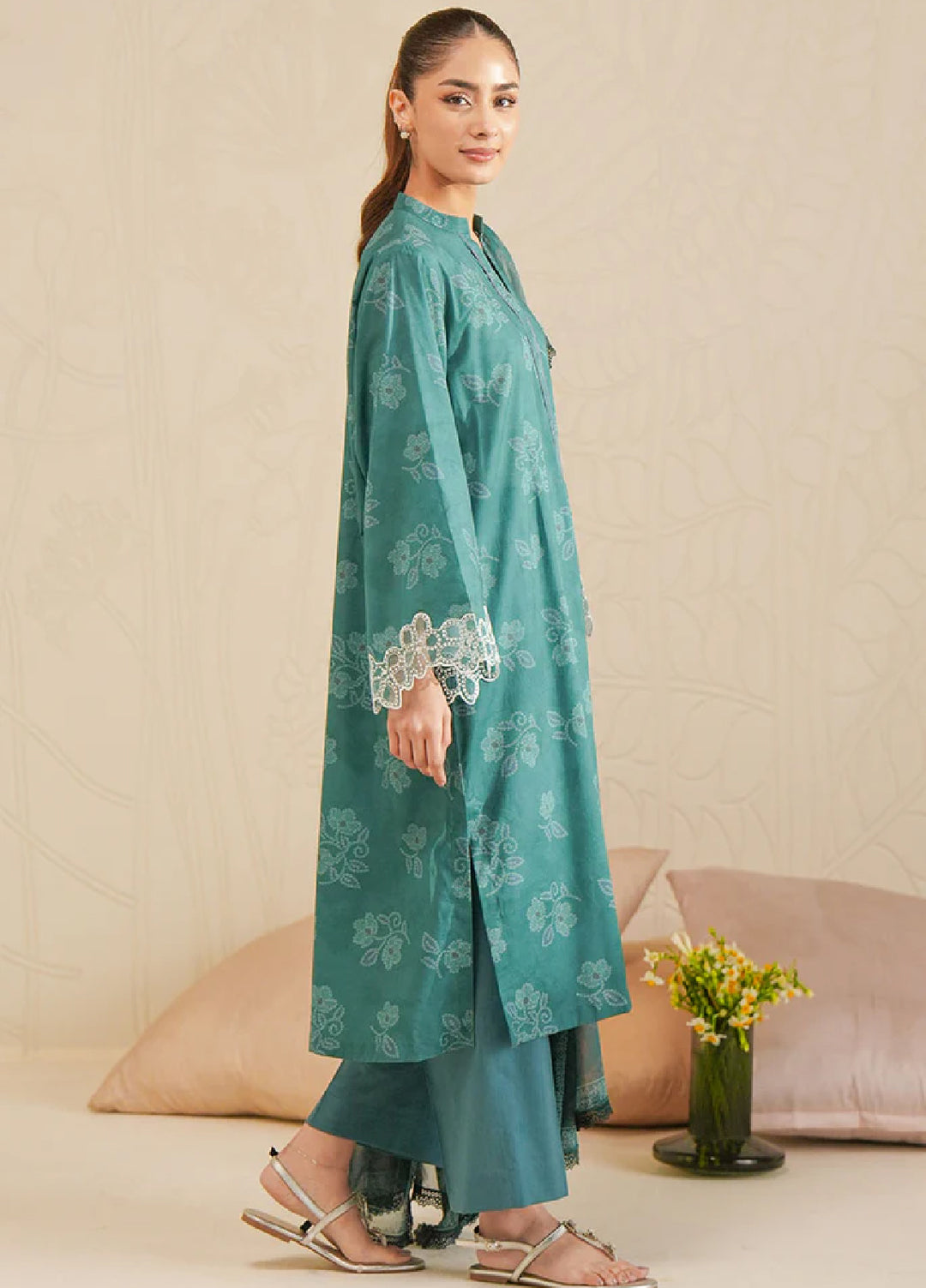 Cross Stitch Unstitched Lawn Embroidered Lawn 3 Piece Suit CS26UD D-5 Forest Dew - Summer Collection
