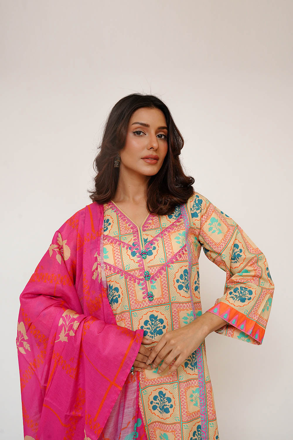 Senorita Women RTW Printed Lawn Cotton 3 Piece Suit LAD-03434 Eid Collection