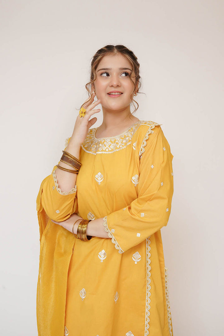 Senorita Girls RTW Embroidered Cotton 3 Piece Suit GAD-03415 Eid Collection