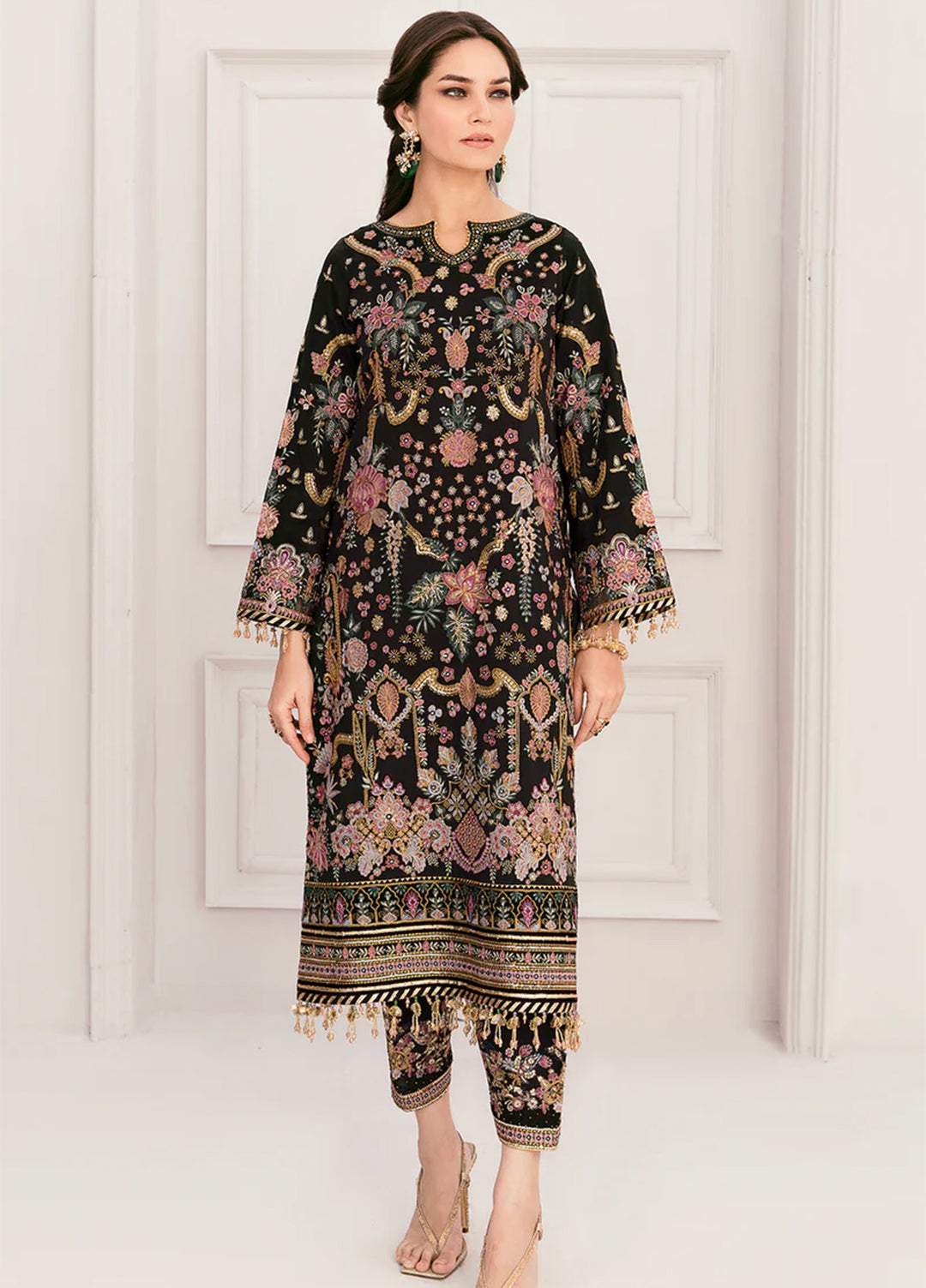 Chantelle by Baroque Unstitched Embroidered Raw Silk 3 Piece Suit BQ26UFC BQU-CH11-D04 - Festive Collection