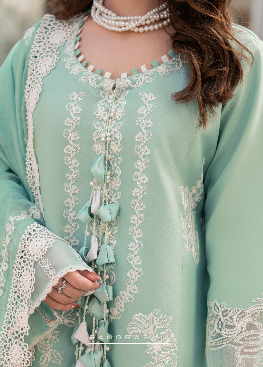 Carnation by Rang Rasiya Unstitched Embroidered Lawn 3 Piece Suit RR26UCL D15 HIBA - Eid Collection