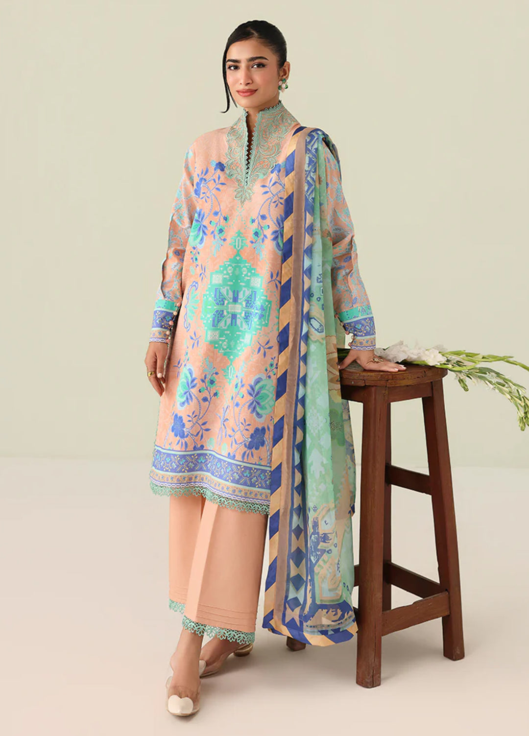 Rosette by Roheenaz Unstitched Lawn Embroidered 3 Piece Suit RNZ26UR Weave of Light-8B - Summer Collection