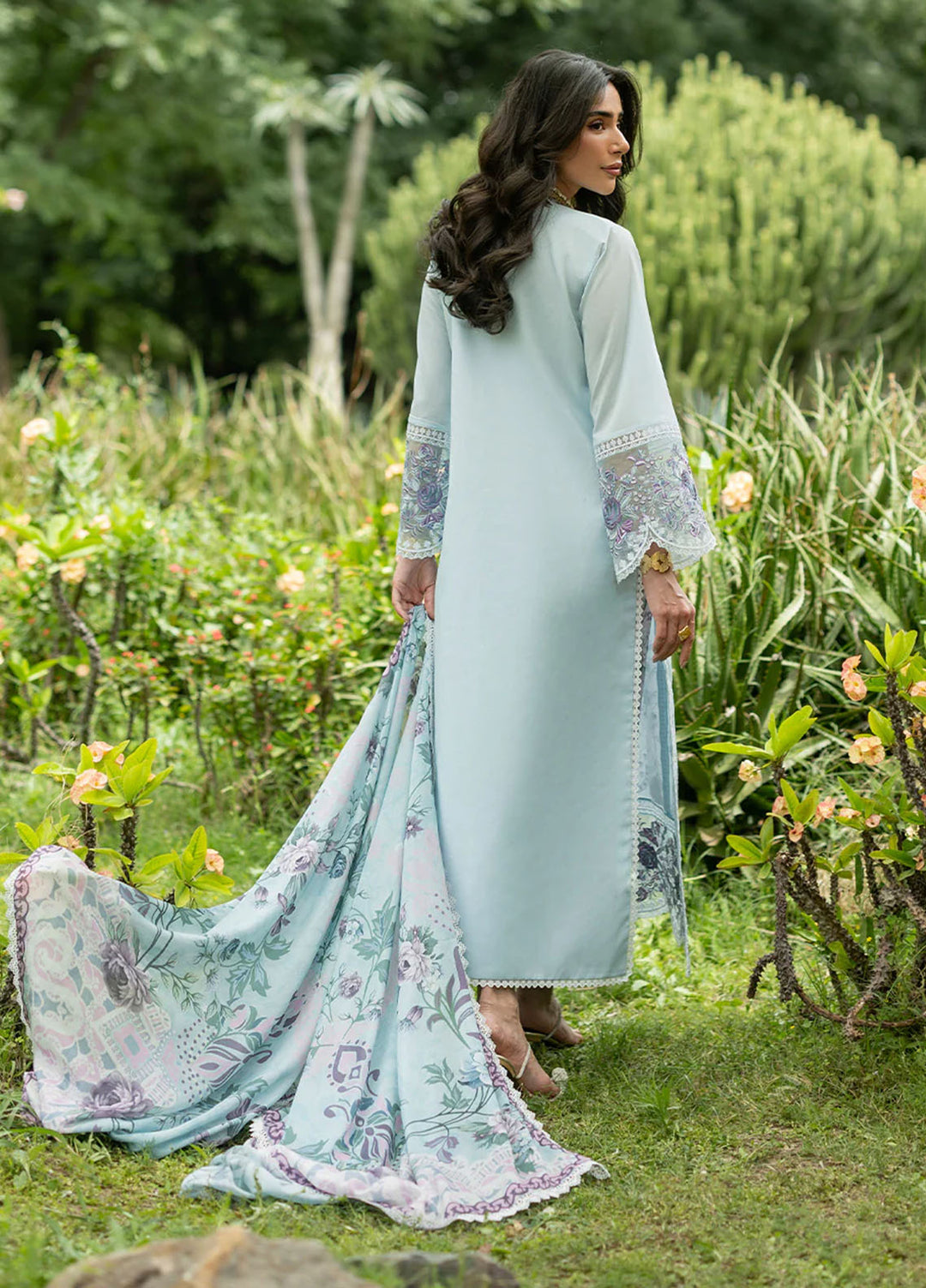Zainab Chottani Unstitched Embroidered Lawn 3 Piece Suit ZC26ULE Cove 06 - Eid Collection