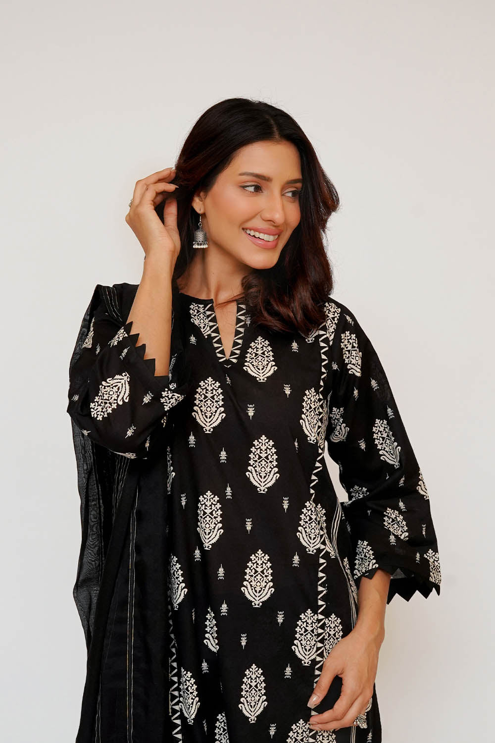 Senorita Women RTW Printed Lawn Cotton 3 Piece Suit LAD-03465 Eid Collection