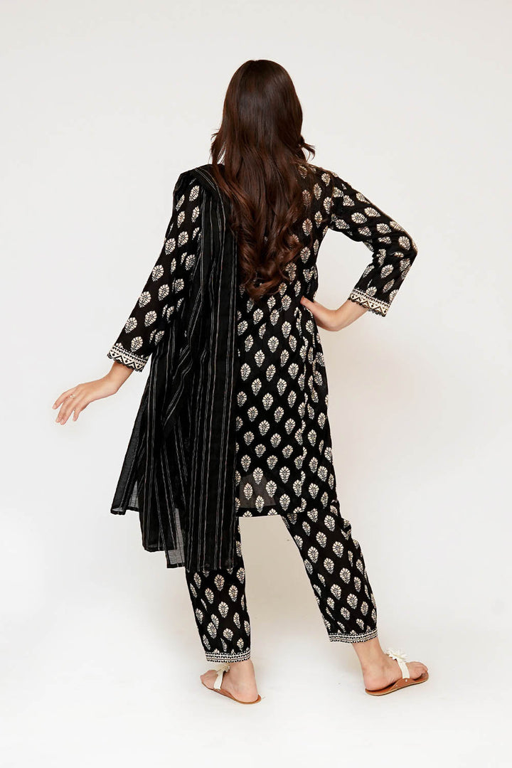 Senorita Girls RTW Printed Lawn Cotton 3 Piece Suit GAD-03461 Eid Collection