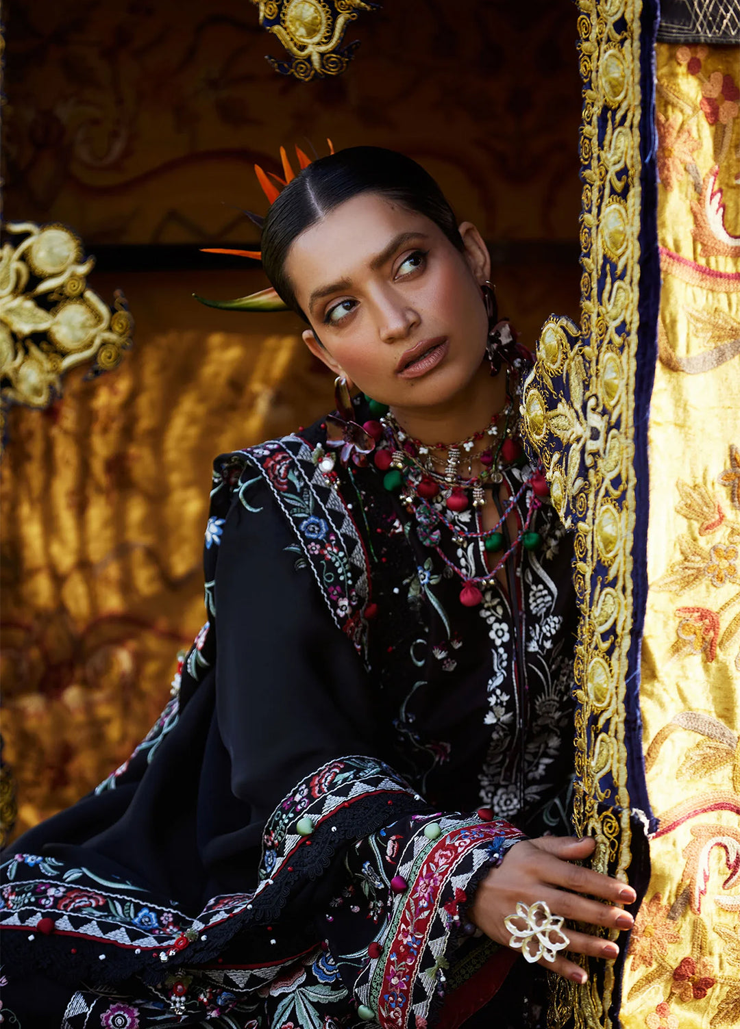 Kashmee Legacy by Elan Unstitched Embroidered Lawn 3 Piece Suit EL26ULKL Zabar EL26-01A - Festive Collection