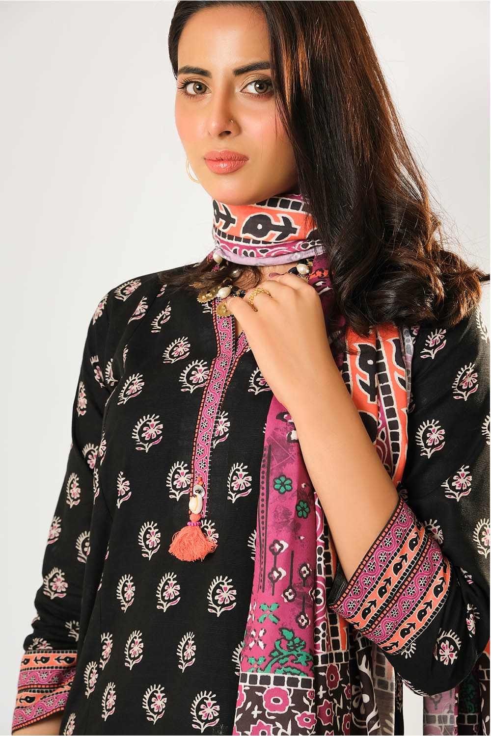 Senorita Women RTW Women Black and Multicolor Casual 3 Piece Suit Cotton Khaddar Printed LAD-03197 - Winter Collection