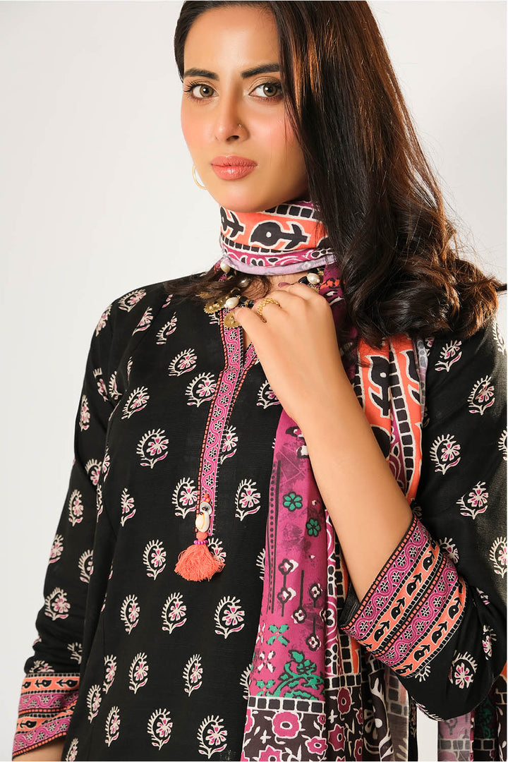 Senorita Women RTW Women Black and Multicolor Casual 3 Piece Suit Cotton Khaddar Printed LAD-03197 - Winter Collection