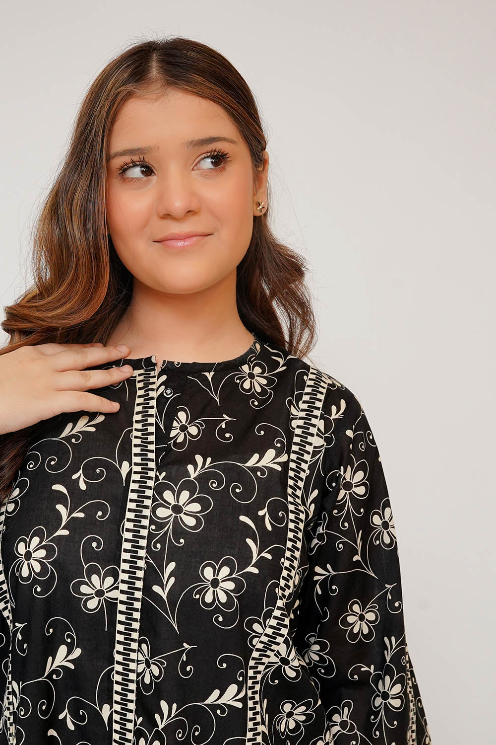 Senorita Girls RTW Printed Lawn Cotton 3 Piece Suit GAD-03462 Eid Collection