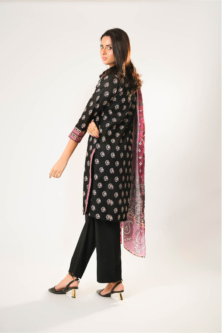 Senorita Women RTW Women Black and Multicolor Casual 3 Piece Suit Cotton Khaddar Printed LAD-03197 - Winter Collection