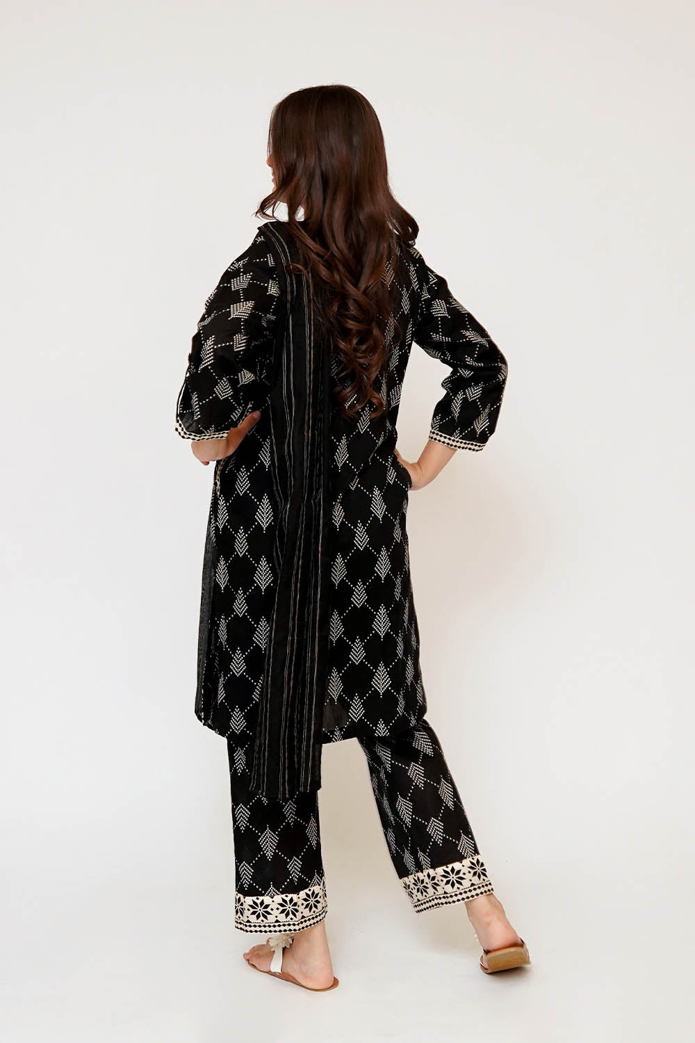Senorita Girls RTW Printed Lawn Cotton 3 Piece Suit GAD-03463 Eid Collection