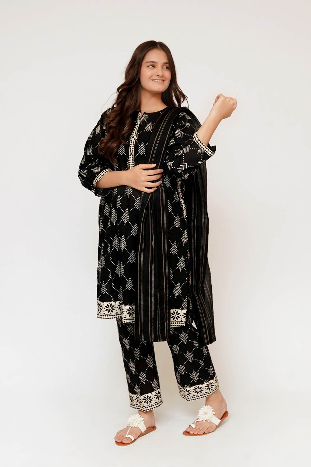 Senorita Girls RTW Printed Lawn Cotton 3 Piece Suit GAD-03463 Eid Collection