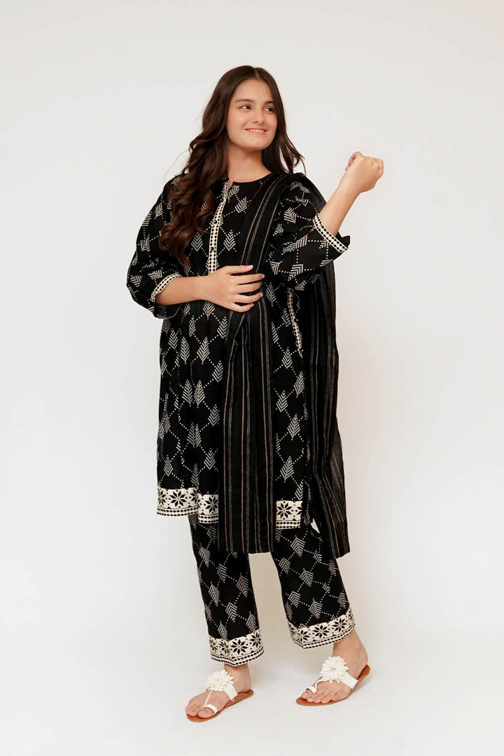 Senorita Girls RTW Printed Lawn Cotton 3 Piece Suit GAD-03463 Eid Collection