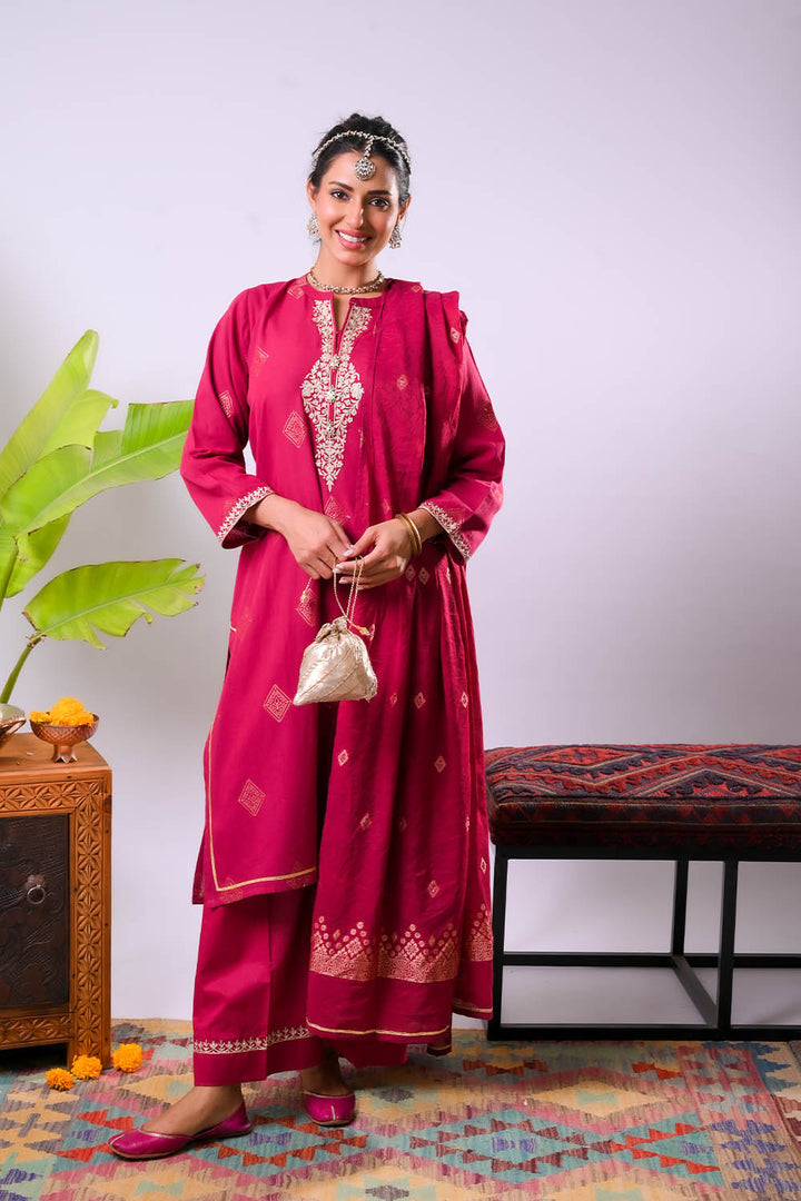Senorita Women RTW Embroidered Jacquard 3 Piece Suit LBD-03340 Eid Collection