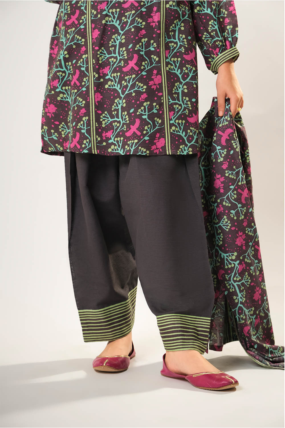 Girls winter clothes | Grey & Multicolor | Casual 3 Piece Suit  | Cotton Khaddar Printed | GAD-03202