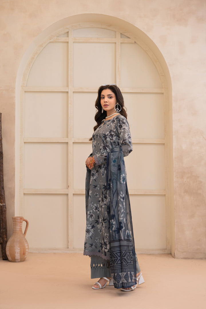 Printed Perfection by Waresha RTW Printed Lawn 3 Piece Suit Zeenat Royale Festive Collection