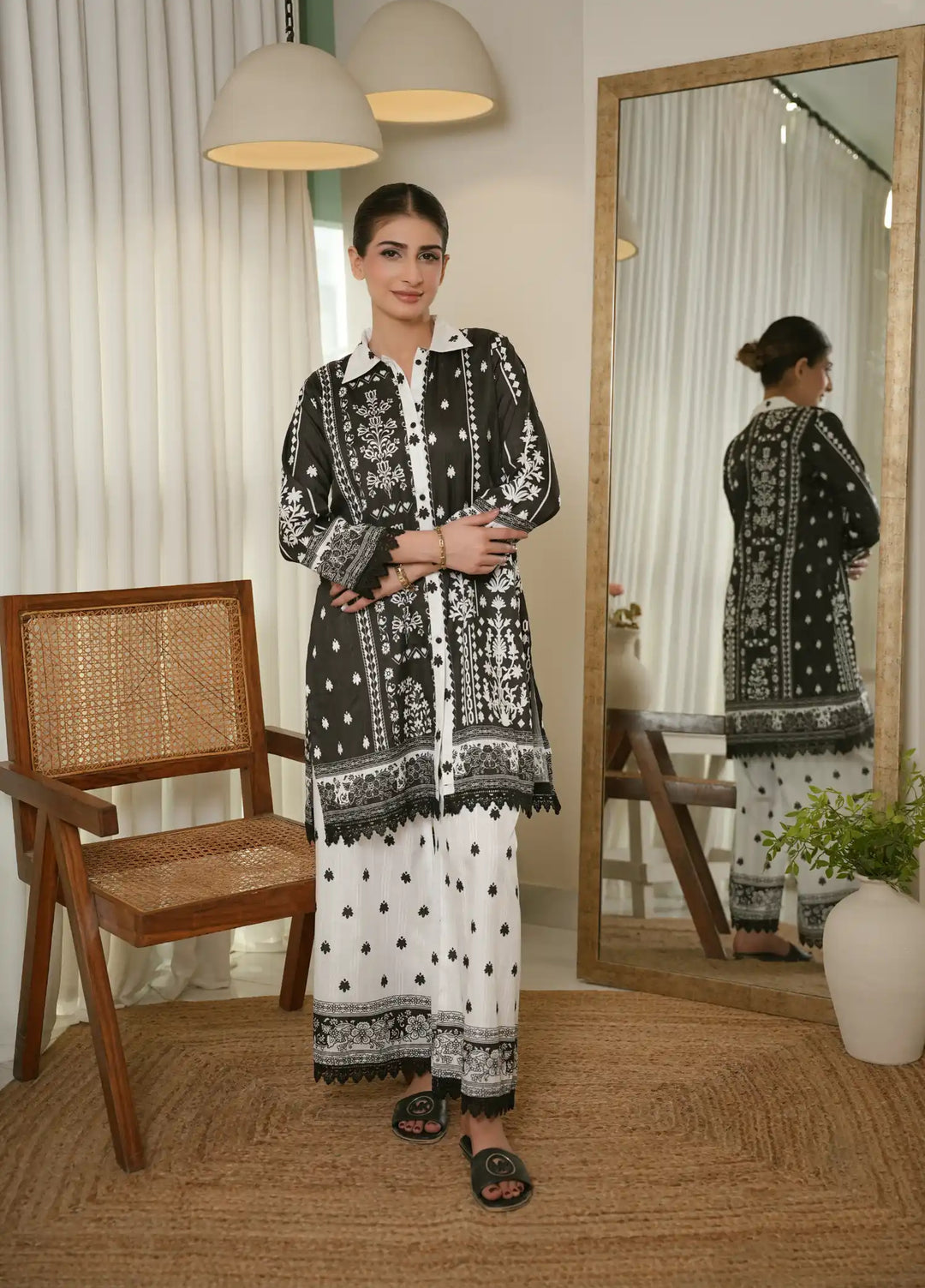Karashe Women RTW Printed Blended Lawn 2 Piece Suit MONOCHROME MAJESTY - Festive Collection